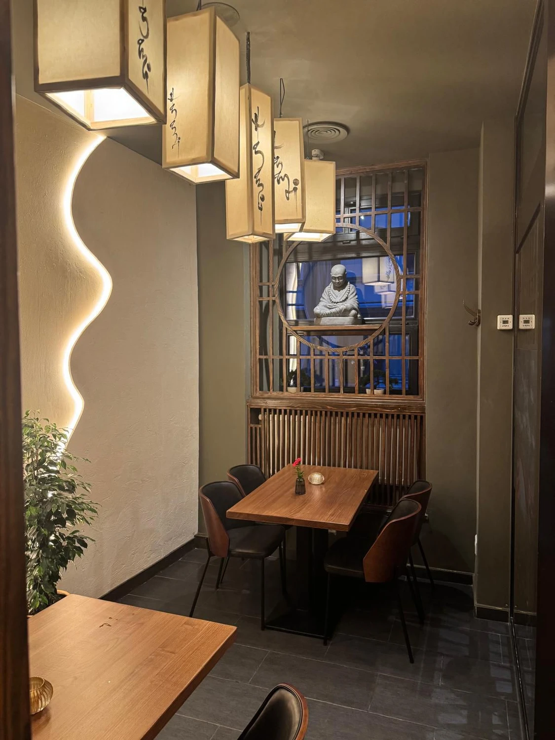 Hanami Asia Food & Sushi - Gastronomie